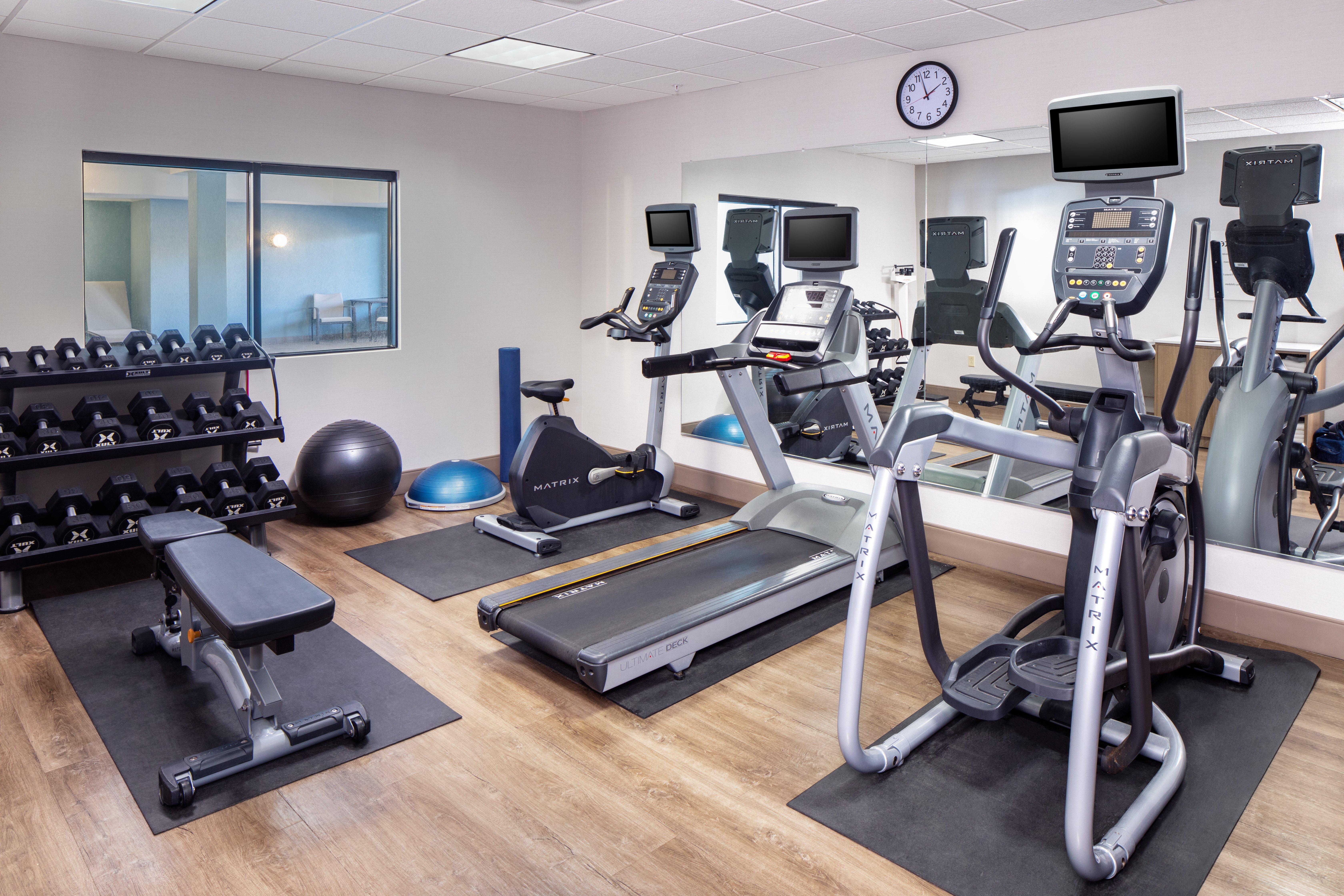 Holiday Inn Express And Suites Los Alamos Entrada Park By Ihg Bagian luar foto